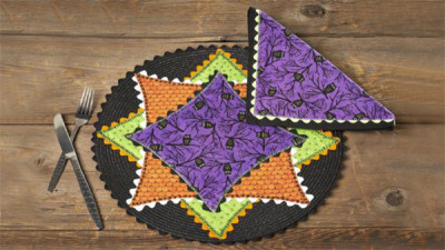 Halloween_Placemats_and_Napkins_p.jpg