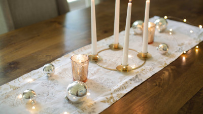 Snowflake_Table_Runner.jpg