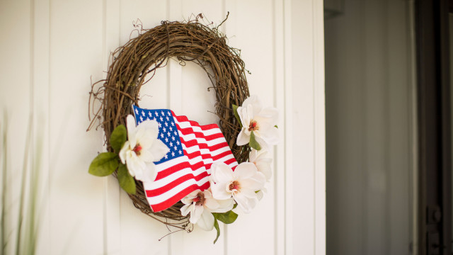 Patriotic_Embroidered_Door_Wreath.jpg