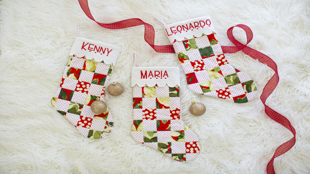 EMB_QUILT_TS_Stockings_1