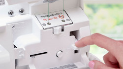 Baby-Lock-Celebrate-Serger_Jet-Air-Threading.jpg