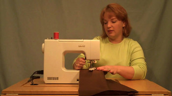 maria-sewing-buttonhole_ht.jpg