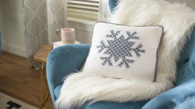 Snowflake Pillow_6