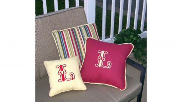 Perfect_Patio_Outdoor_Pillows_and_Runner-.jpg